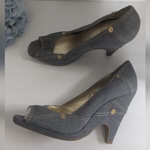 Miu Miu denim peep-toe wedge heels with gold-tone stud details. Sz.11 Sz 42 Euro